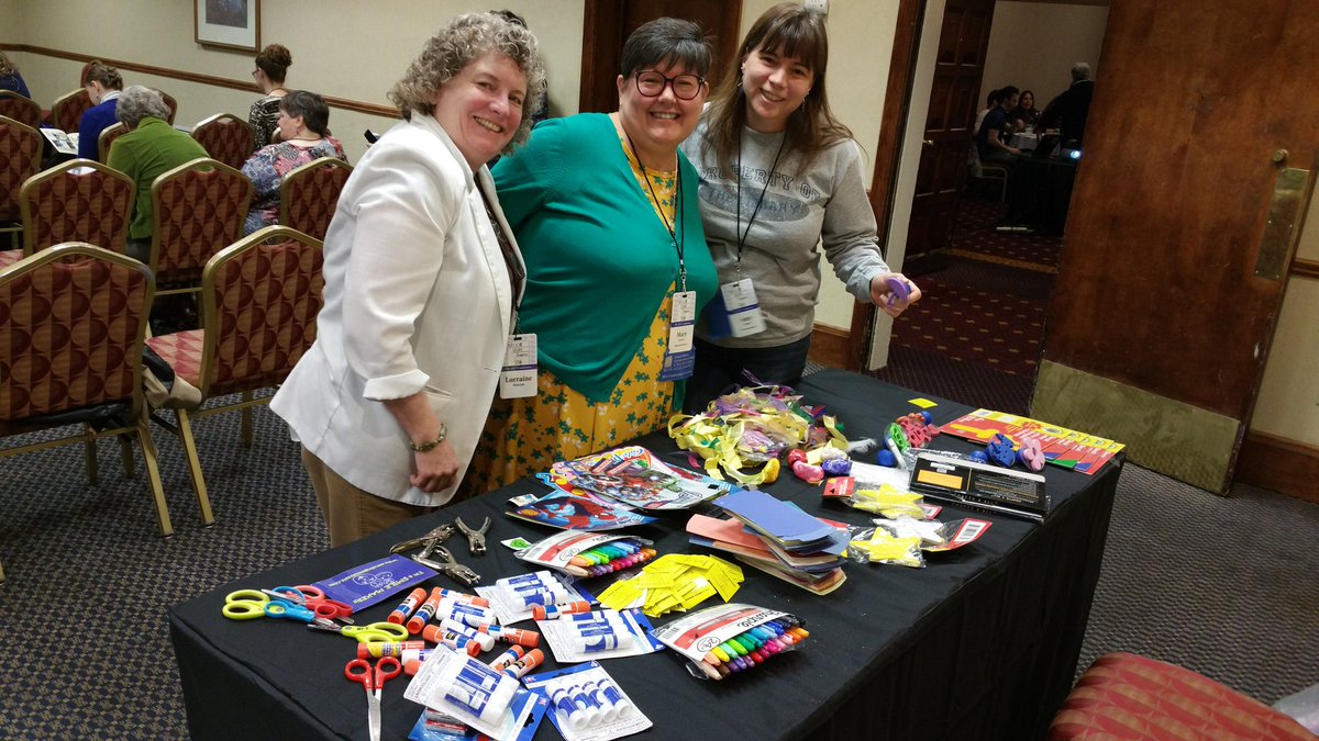 lieberrian's tweet photo. @NYLASSL2017 All librarians Make a Difference because we help our students Make a Difference too! #LeadOutLoud https://t.co/O6GMIWfrmU