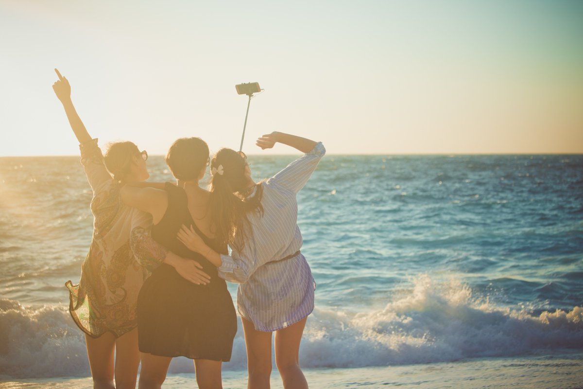 Tager hul på en god dag som nok kommer til at handle om, at <a href="/3Danmark/">3 Danmark</a> IKKE hæver priserne pga roaming #dktele #dkpol
3.dk/om3/presse/#/p…