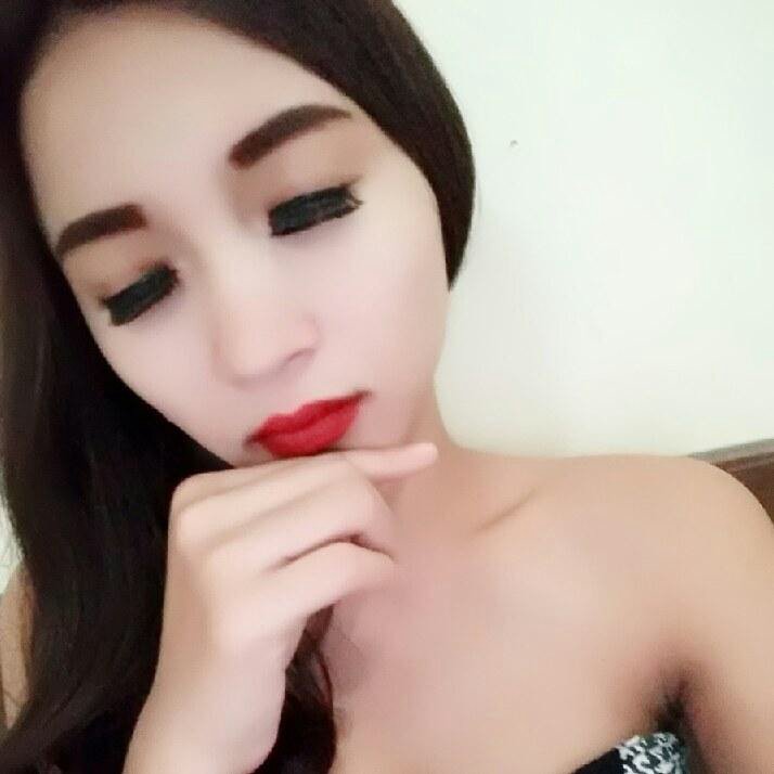 OMG! Kamu harus melihat ini. #BIGOLIVE > 😔😟😔😟😔😟.  
web.live.bigo.sg/2194856084_172…