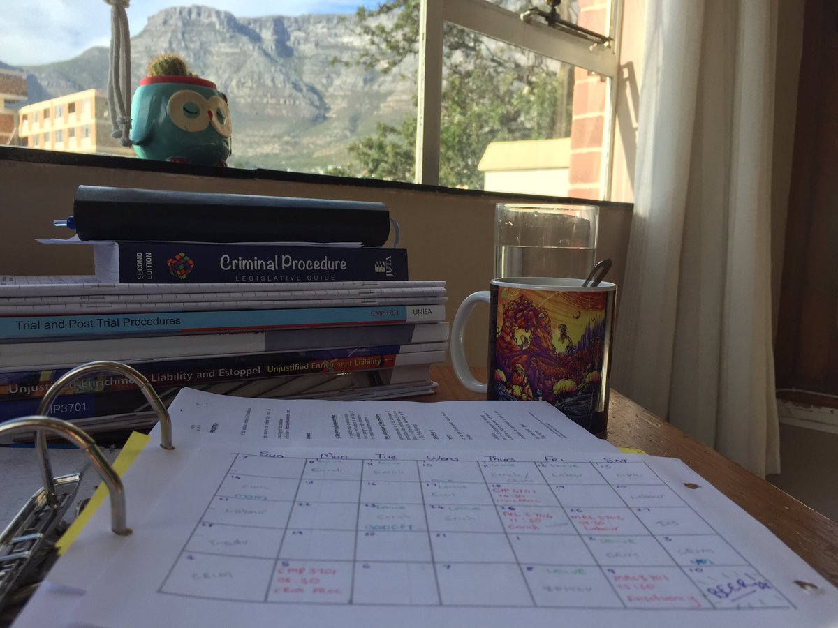 MichMash30's tweet photo. Time to buckle down and study then celebrate. 5 weeks-5 exams. So blessed to work for a supportive life learning company. @csg_i #csg_iLife https://t.co/EZmDxbWY1n