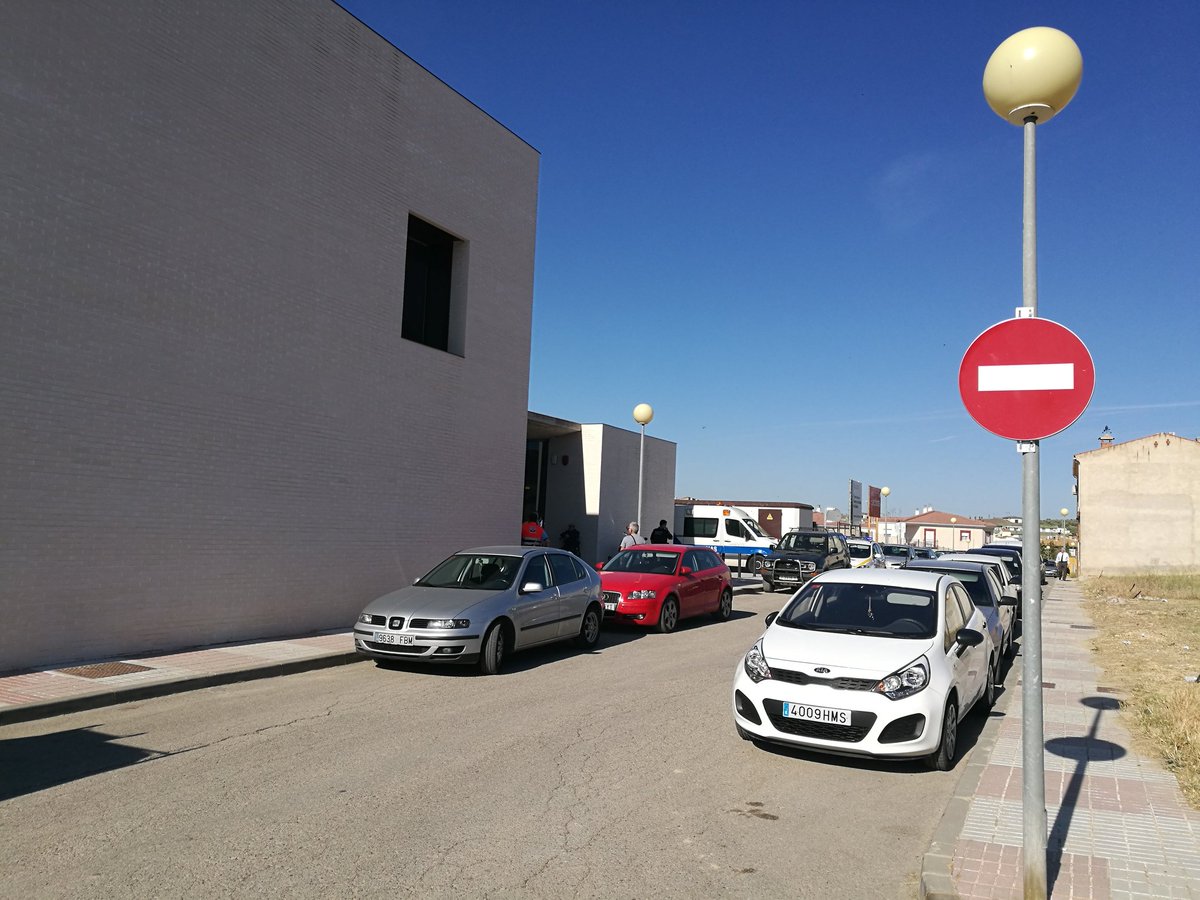 PLBailen's tweet photo. Atentos a la señalización en el nuevo Centro de Salud. https://t.co/SQdt86XCVy