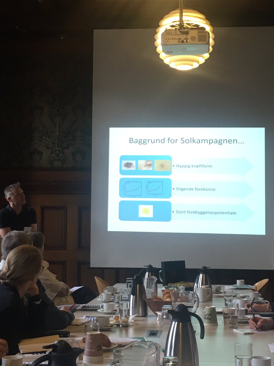 PreetiRehal's tweet photo. @Peter_Dalum og @cancer_dk 3 Solråd - skygge, solhat, solcreme til SPTs soldag #sundpol #kræft https://t.co/6Wh4wQBOHh