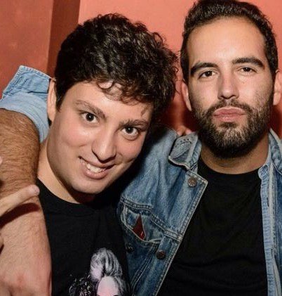 #HappyBirthday amigo mío. Te quiero y te necesito. Un beso enorme Queen 🐝 💋♥️🎉🔝🎶🎊🎈 <a href="/EROSOFICIAL/">† EROS †</a>