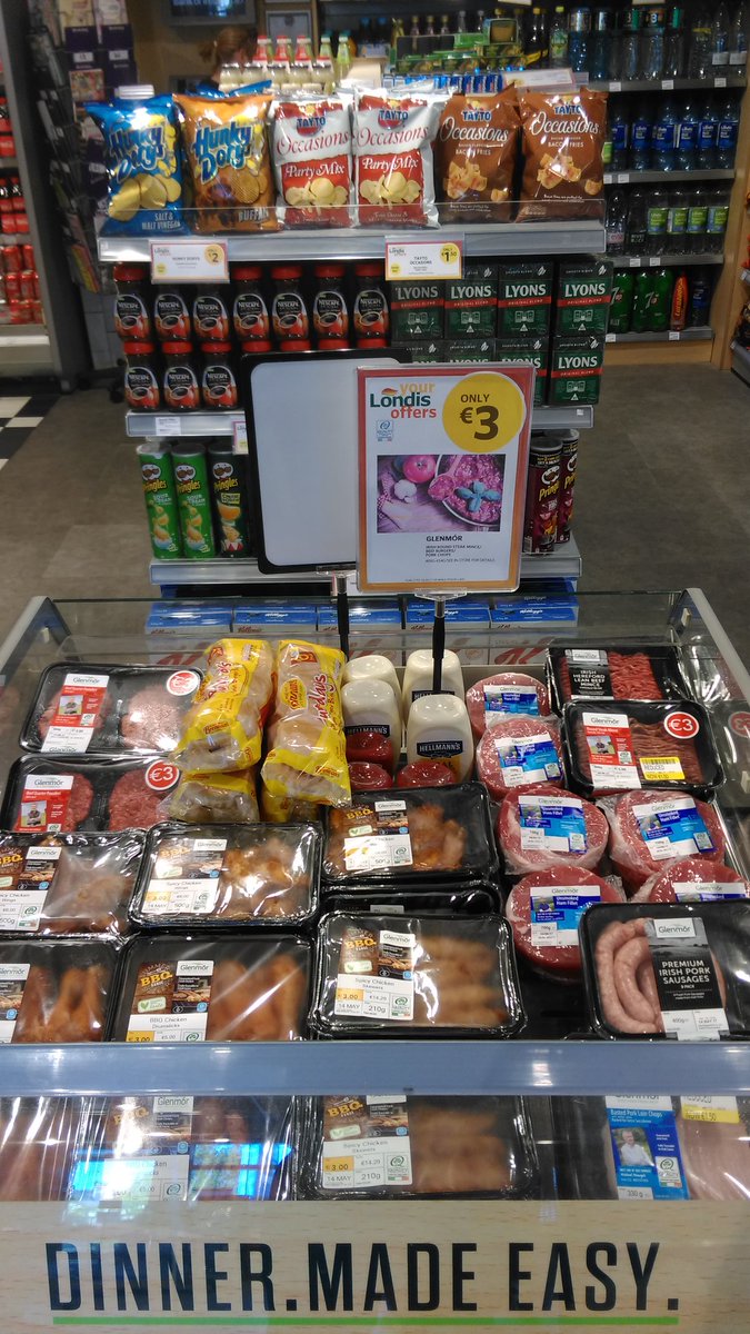 NewbridgeCaseys's tweet image. Another beauty of a day!! Planning a BBQ? We have all you need at great prices to keep everyone happy #Casey's #local #Value #Sun #BBQ