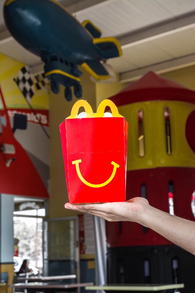 McAuto_Club's tweet photo. No hay nada mejor que comenzar la semana con una gran sonrisa 😁 😁 #HappyMeal #McAuto #ClubMcAuto https://t.co/KCV7eqfbUa