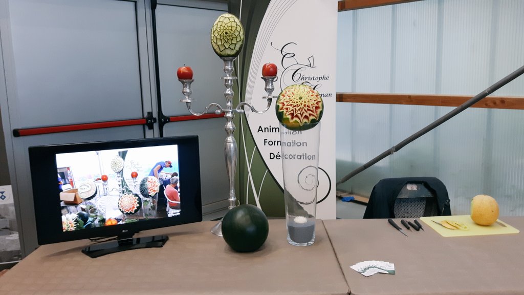 Ch_Herman_'s tweet photo. Salon des chefs d'atelier @court-saint-etienne https://t.co/VTDQF2uZhU