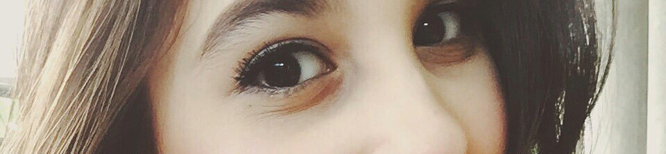 BasitShamus's tweet photo. #Ψ¨Ψ²Ω
_Ψ΄Ψ§ΨΉΨ±Ϋ
#Us_ki #Aankhoon_mein_nazar_Aata hai #saara_jahan_mujh ko π
Pr #afsoos_Un_ki #Aankhoon_main kabhi #khud_ko nahi #daikha. π https://t.co/fPiI0EwSE6