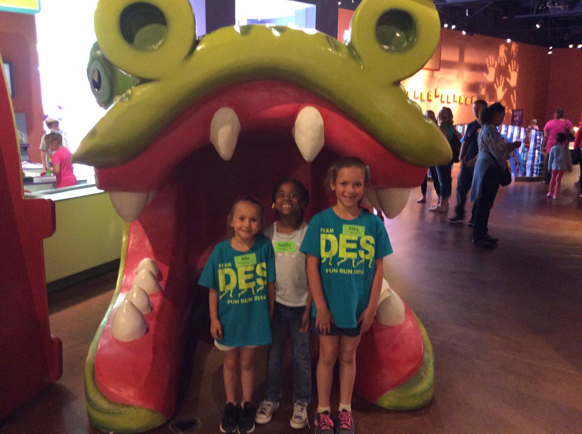 teachtolearnK's tweet photo. Had so much fun at the DES 1st grade field trip at the Ft Worth Museum!! #deslearning https://t.co/IQogi5MlyZ