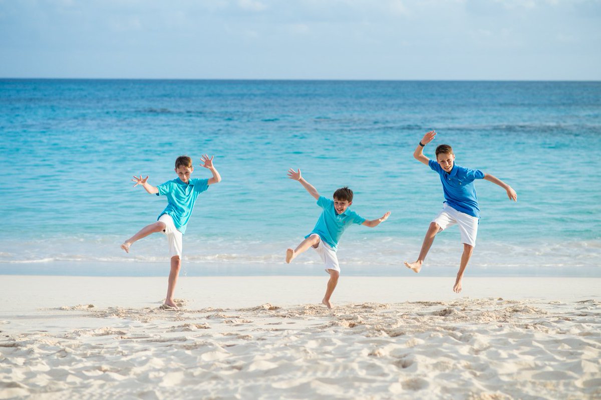 Today on the BLOG! #BermudaPortraitPhotographers #TQFamilies #RealLoveStories ow.ly/Hf5O30bpa6X
