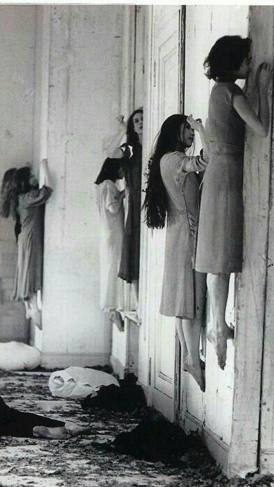 lockscreenAB's tweet image. •Creepy•
•Rt se pegou•
•like se gostou•
/There