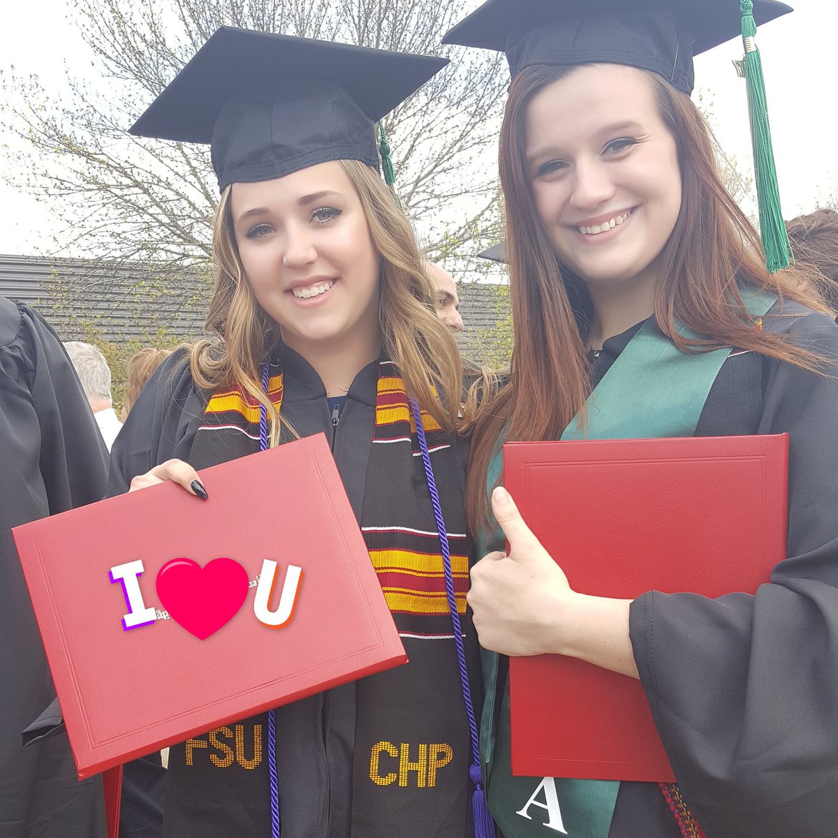 sharidalton's tweet photo. #FerrisGrad2017 #MySunshine https://t.co/cRu36LAyMc