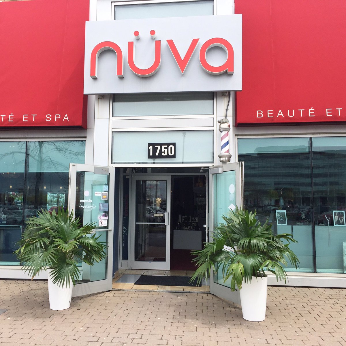 nuluxsalon's tweet photo. Escape the cold today and head on in to Nüva for a warm body wrap or hot stone massage! #nuvabeautyspa #maycold https://t.co/HW4h57dVOX