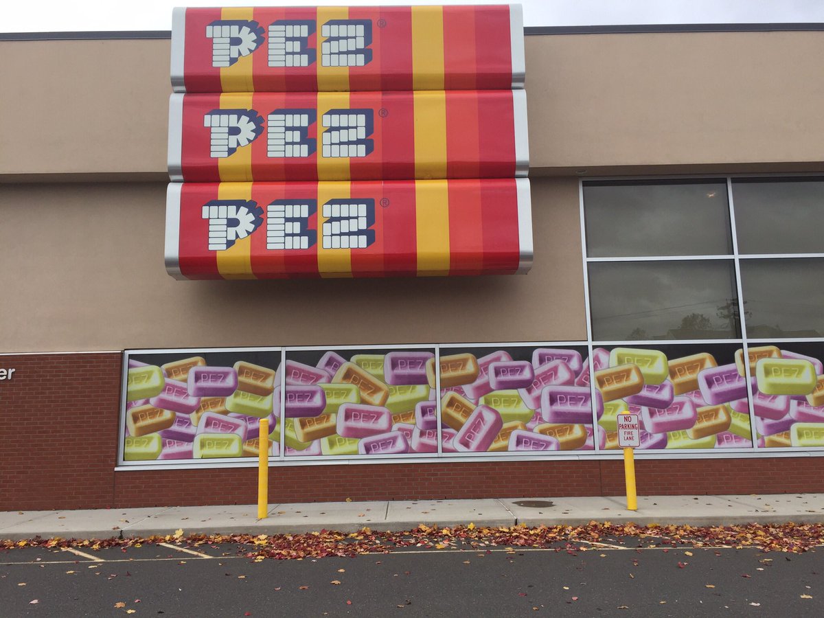 SwitchbackBeer's tweet photo. Things that are in western #CT: the Pez factory, Frank Pepe's Pizza, and now #SwitchbackBeer. A land of the greats. https://t.co/NEdmR21Zqz