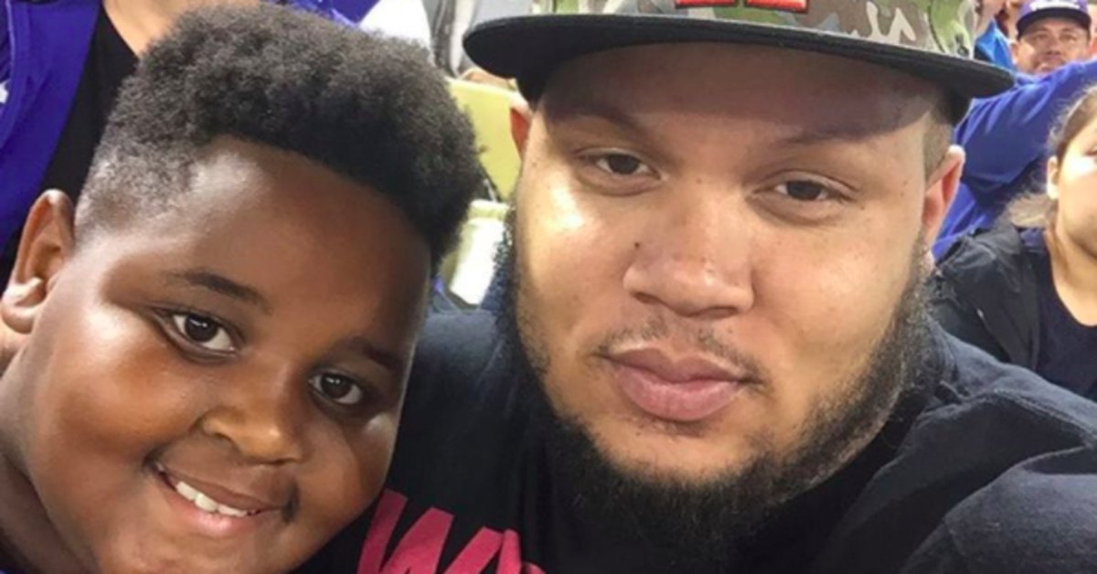 HuffPostFamily's tweet photo. 10-year-old asks stepdad to "make it official" with heartfelt adoption proposal: https://t.co/kaBAMHff67 https://t.co/8NnObHRa7q