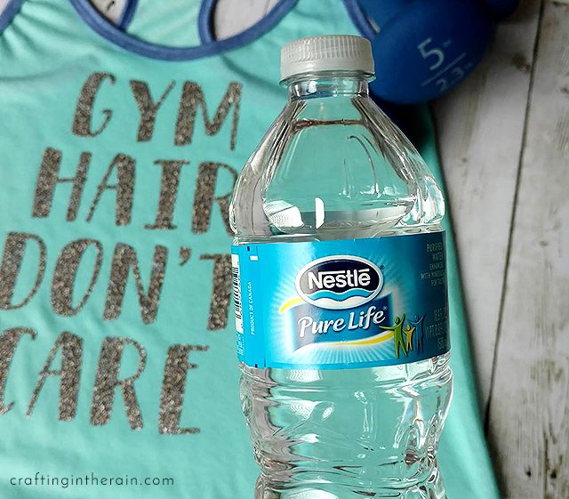 CraftingRain's tweet photo. Get motivated with @nestle_pure water bottles and a DIY work out tank! https://t.co/8DbDwCf1EO #ad #PureLife35pk #diy #crafts https://t.co/WV4rd81AGq