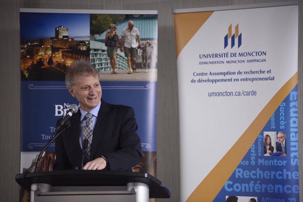 CARDEumoncton's tweet photo. Heureux d'accueillir @RogerMelanson à la conférence sur l'Innovation en tourisme #Itnb C'est partie! https://t.co/0ZHK0CsiwX