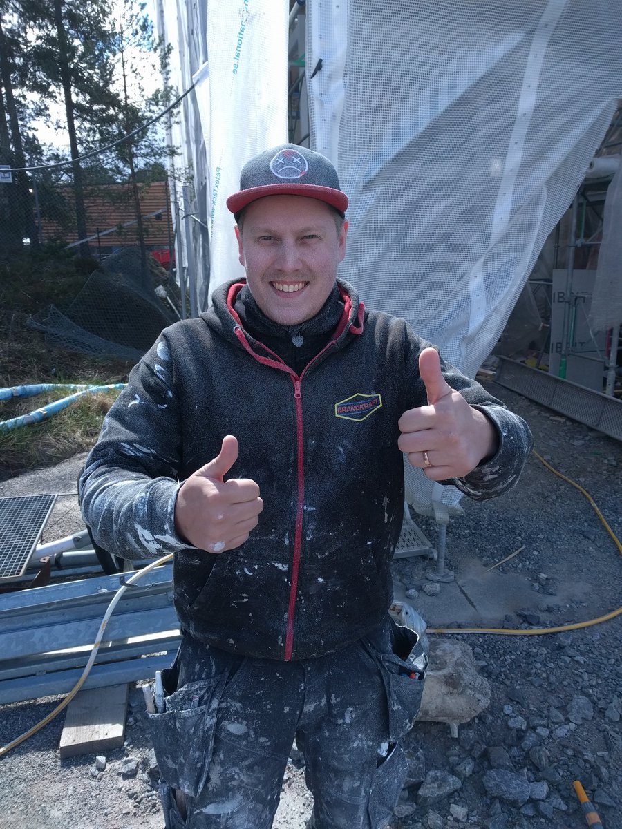 R3fl3's tweet photo. #firepaint #målatstålistorm https://t.co/AIMLlhuYnd