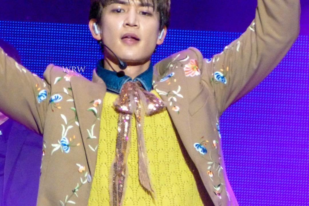 geminids_night's tweet photo. 현지팬 인스타 @/wendyrobinson84
#SHINeeWorldinLA 3/26/17
#key #minho #shinee
https://t.co/FrAIyVIYGn
https://t.co/rUlvJO4QDy
#키 #민호 #샤이니 https://t.co/gtRNqtIXmX