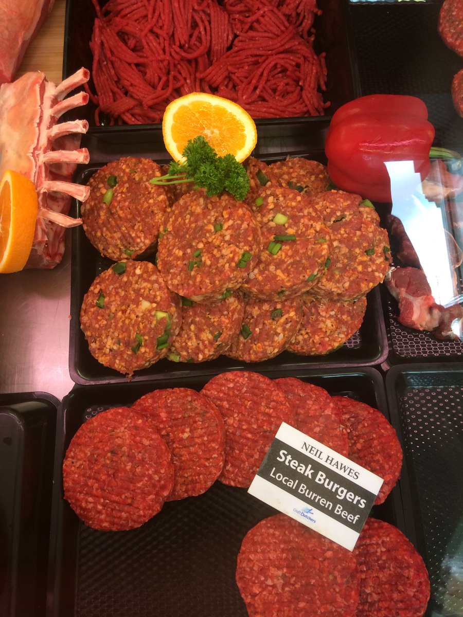 neil_hawes's tweet photo. #BBQ #treats #madebyus #puremeat #farming #angus #sausages all delicious #meat https://t.co/7NfqNzYU63