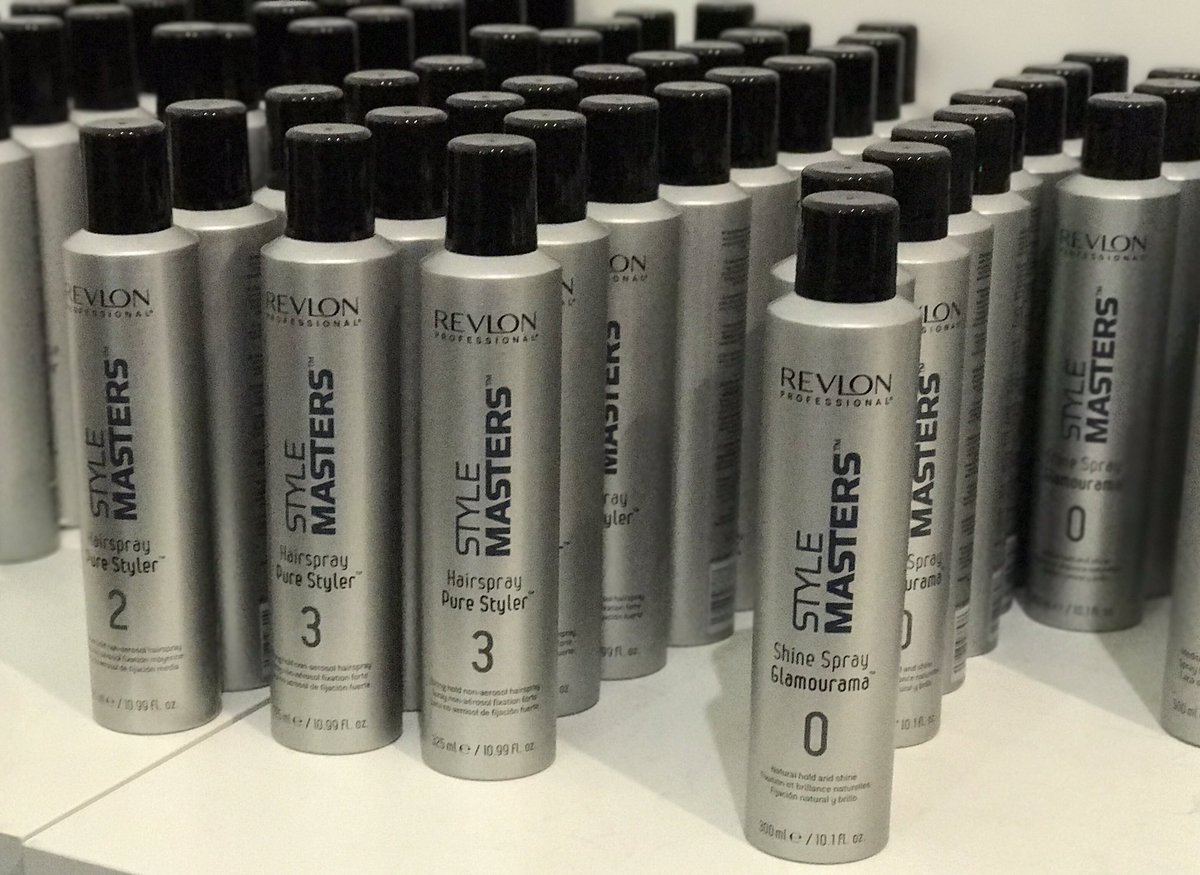 EsteticaSpain's tweet photo. Algunas imágenes del backstage de #IamStyleMasterShow de #RevlonProfessional. ¡Descúbrelo con nosotros! https://t.co/KL61fMOaOV