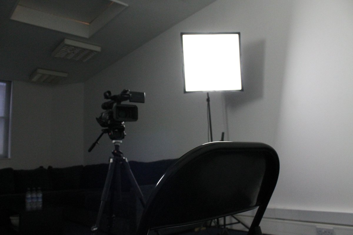 Casting_Beach's tweet photo. BEACH CASTING STUDIO available for hire #Rehearsalspace #castingstudio #meetingroom #selftapesession #generals email A1@BEACH-CASTING.COM https://t.co/23ig2Fd2Uz