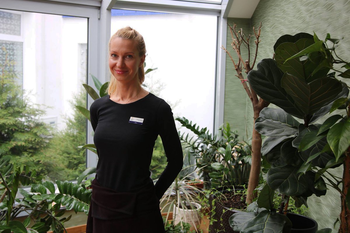 Hotel_Unitral's tweet photo. Kamila Stańczuk, nasza masażystka zaprasza na zabiegi ajurwedyjskie 👉 https://t.co/Lu9Yi7JoyI #ajurweda #abhyanga #SPA #HotelUnitral https://t.co/iAhpu2VvxF