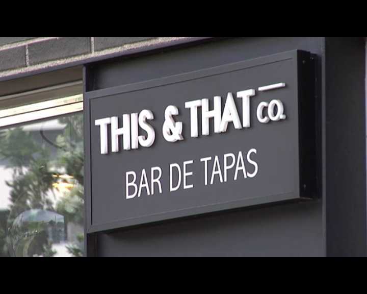 SORTEIG de tapa cheese fingers amb mermelada de tomàquet i 2 canyes gentilesa de This&amp;That Co. Feu RETWEET. Fins dimecres a les 20h.