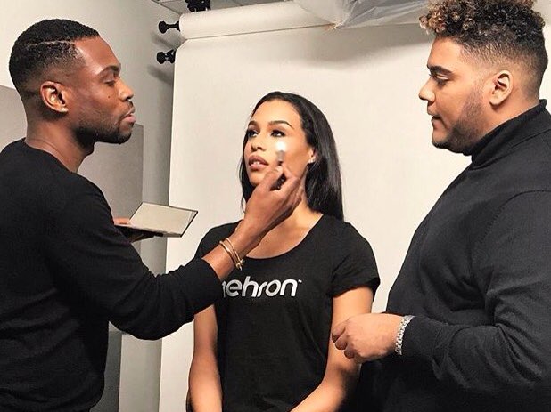 MehronUK's tweet photo. #MANover 😍😍 #mehronmakeup @hollymerringtonmua @stevensveryown @mstiffanybender @sharleneradlein #condenast #thescene #glamgoals #glamsquad https://t.co/b5irwnXB2F