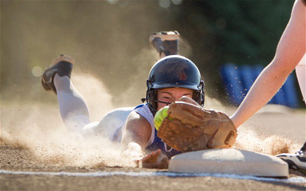 sportsHoHS's tweet photo. Chance for #CountyTitle on the line today when @HOHSsoftball hosts @MTH_Athletics at 4:00. #gofortwoinarow https://t.co/6kMMynhMFR