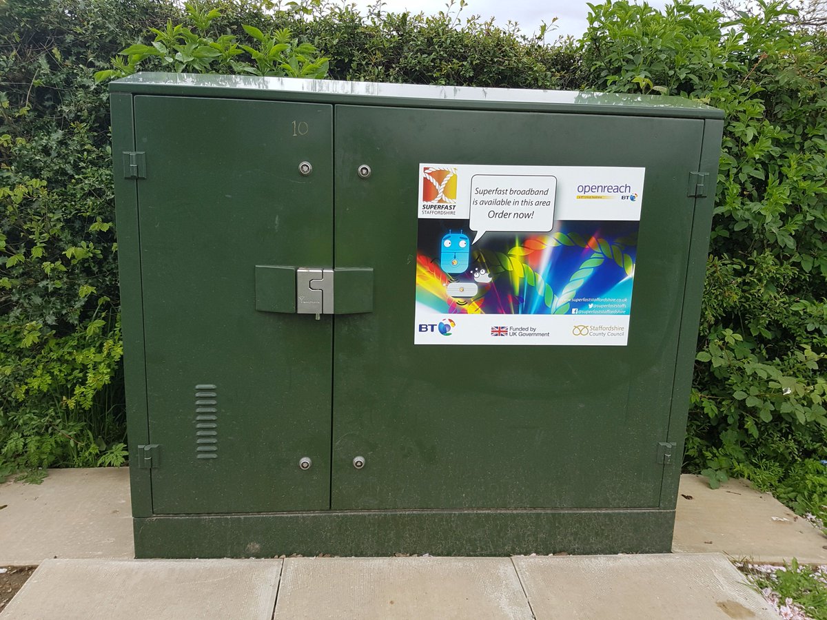 GigafastStaffs's tweet photo. The team were out &amp; about in #Marchington &amp; #Fauld Ind. Estate last week letting residents &amp; businesses know superfast broadband has arrived https://t.co/nmZYwbULb2