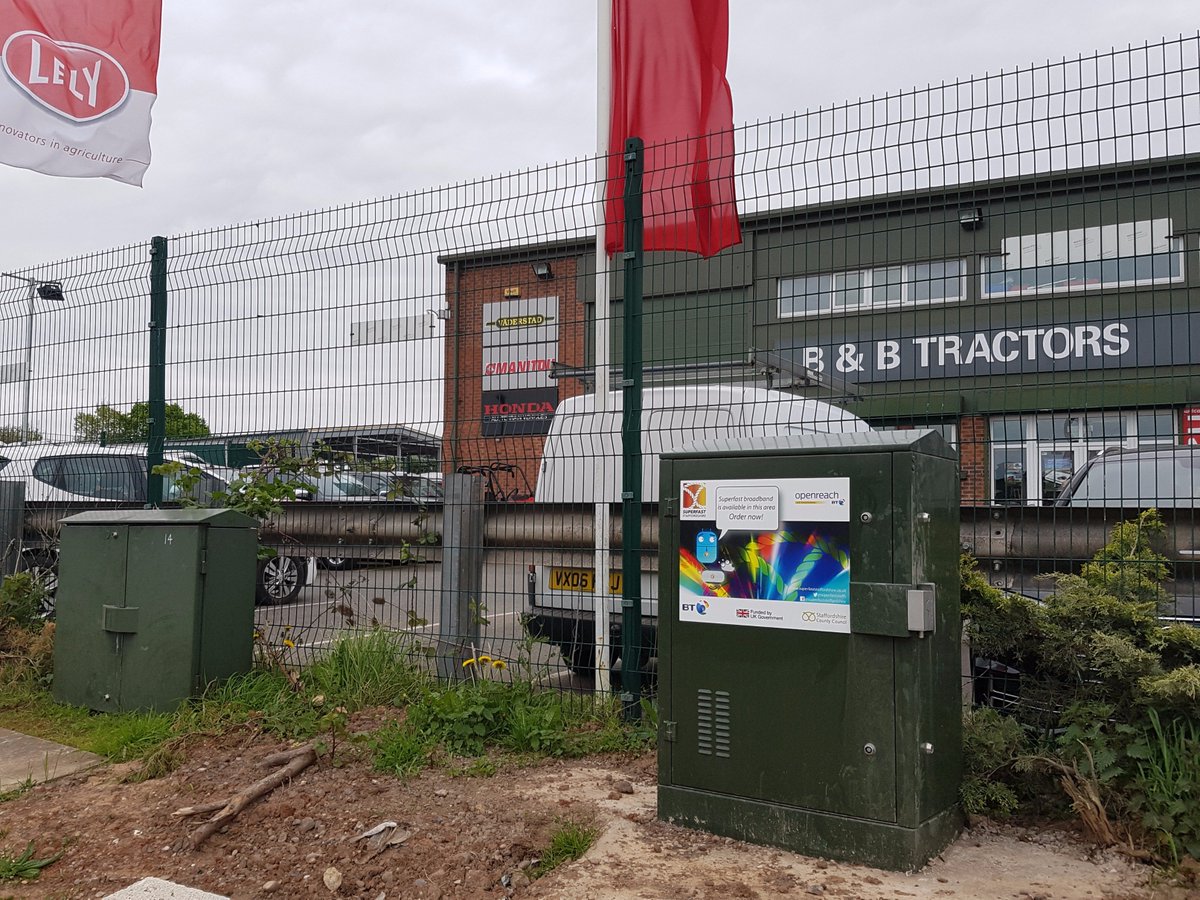 GigafastStaffs's tweet photo. The team were out &amp; about in #Marchington &amp; #Fauld Ind. Estate last week letting residents &amp; businesses know superfast broadband has arrived https://t.co/nmZYwbULb2