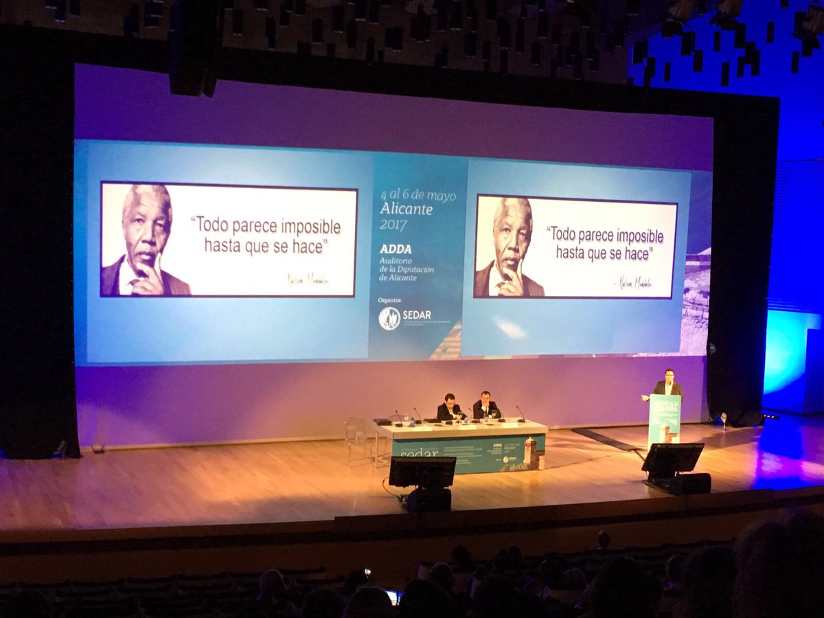 DexDaryd's tweet photo. #SEDAR2017 @Dav_Zambrano "#anestesialocorregional = alternativa en #cirugíalaparoscópica no solo como técnica analgésica sino tb anestésica" https://t.co/GIPrHX23jB