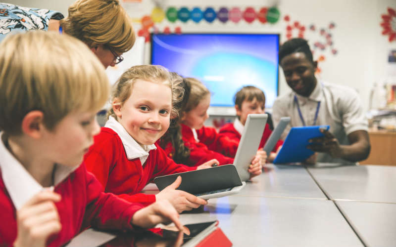 BCloudUK's tweet photo. Girls 'no longer put off studying STEM subjects' https://t.co/UTqmB1VBv5 @OOLTrust https://t.co/L5qG2YT3ez