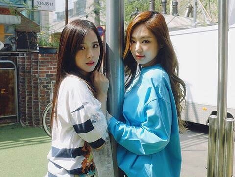 chicukim's tweet photo. @tjhennie96 alo jenniiiee. Berpelukan dlu sini https://t.co/0SV4trEmJZ