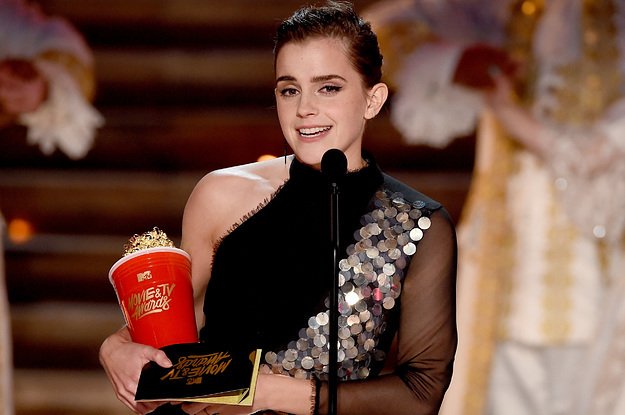SiaHome's tweet photo. Emma Watson received the first gender-neutral acting award in awards show history https://t.co/2lVnnw8NFn by #MLguido via @c0nvey https://t.co/4DnLjb5ipV