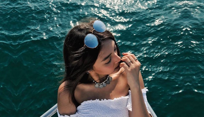 ronahmariah's tweet photo. LOOK: @hellobangsie and @JayeHanash's yacht getaway looks like a fashion... https://t.co/w0DgEY86YO by #Inside_Showbiz via @c0nvey https://t.co/VuXB1i2uvw