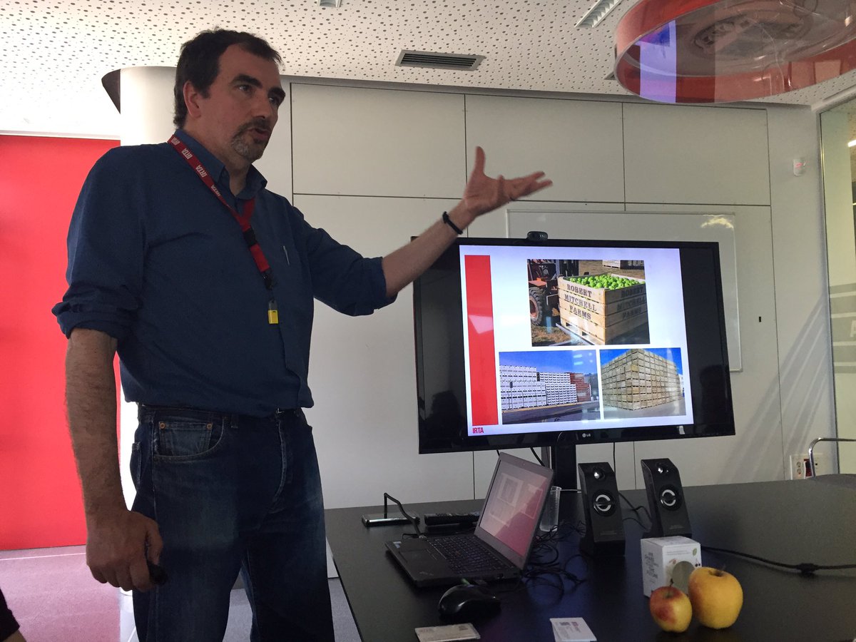 Lapsob's tweet photo. Gracias por recibirnos e inspirar soluciones para mejorar la relación consumidores - productores #ImagineBCC #foodtech @simo_alegre @irtacat https://t.co/tneWFFZe7N