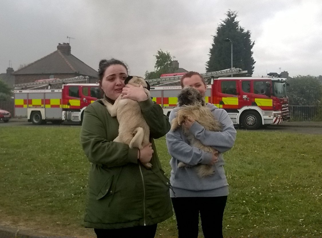 South Yorkshire Fire tweet media