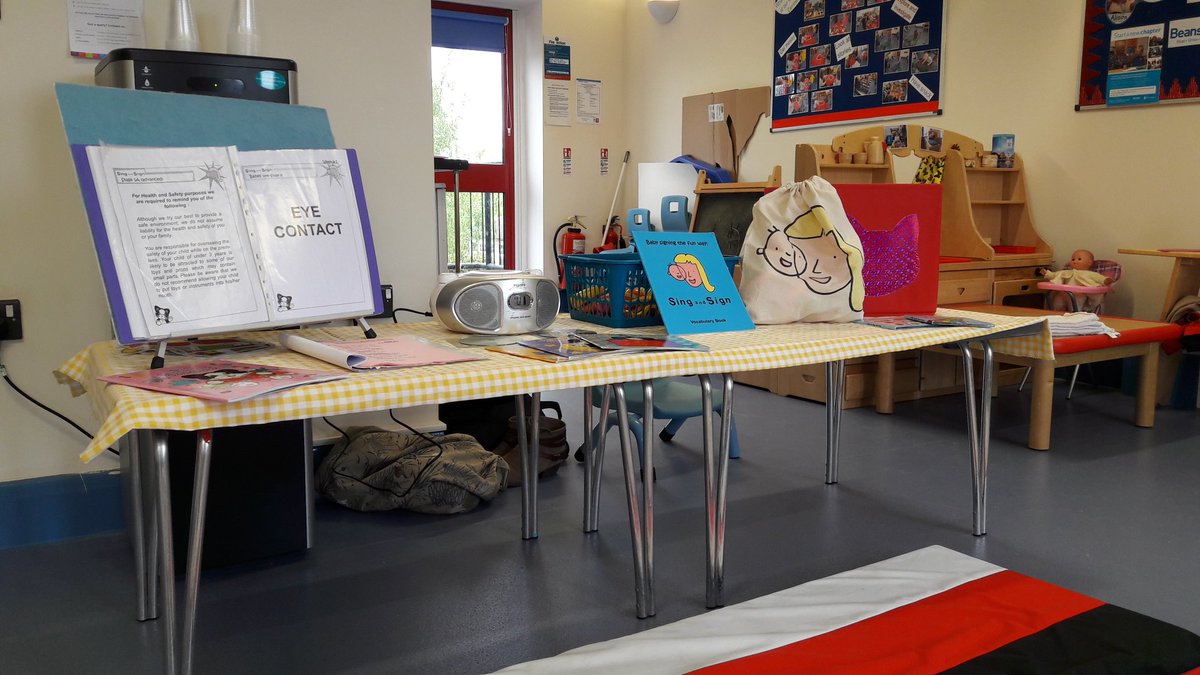SingSignWoK's tweet photo. All ready for a full Babes class at #Marden Children's Centre! #SingandSign #babysigning #music #fun #babies #Kent https://t.co/2ErougQsty