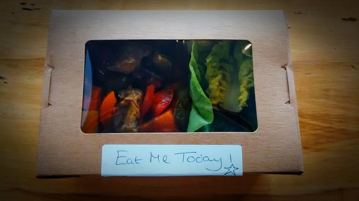 Ruthiepegs34's tweet photo. Delicious Roasted sweet potato and veg medley, eat in or take out! Add hummus and feta for super wow!@Providero #BigProv #UpperMostynStreet https://t.co/g8E4MNH2Vq