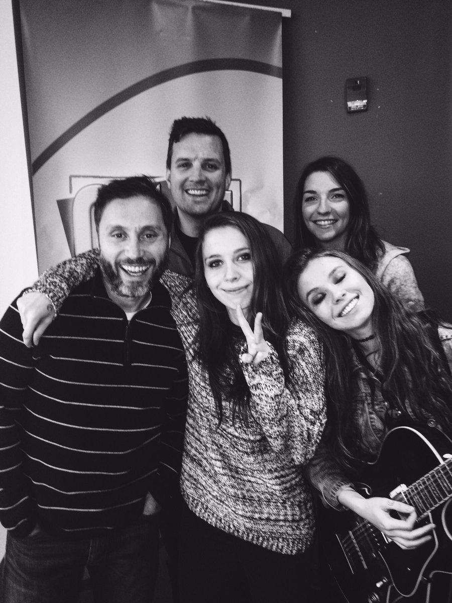 couragemylove's tweet photo. Excited to catch up with @915theBeat again this morning!! 

Tune in #TheBeatBreakfast to hear the first spin of our second single! https://t.co/FG37x6MDg0