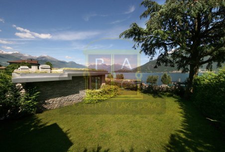 MarcoBadalla's tweet photo. Newly built exclusive front lake Villa available for SALE. Visit : https://t.co/b1S1fYWrPy  #villa   #lakecomo  #realestate https://t.co/whyooReiYy