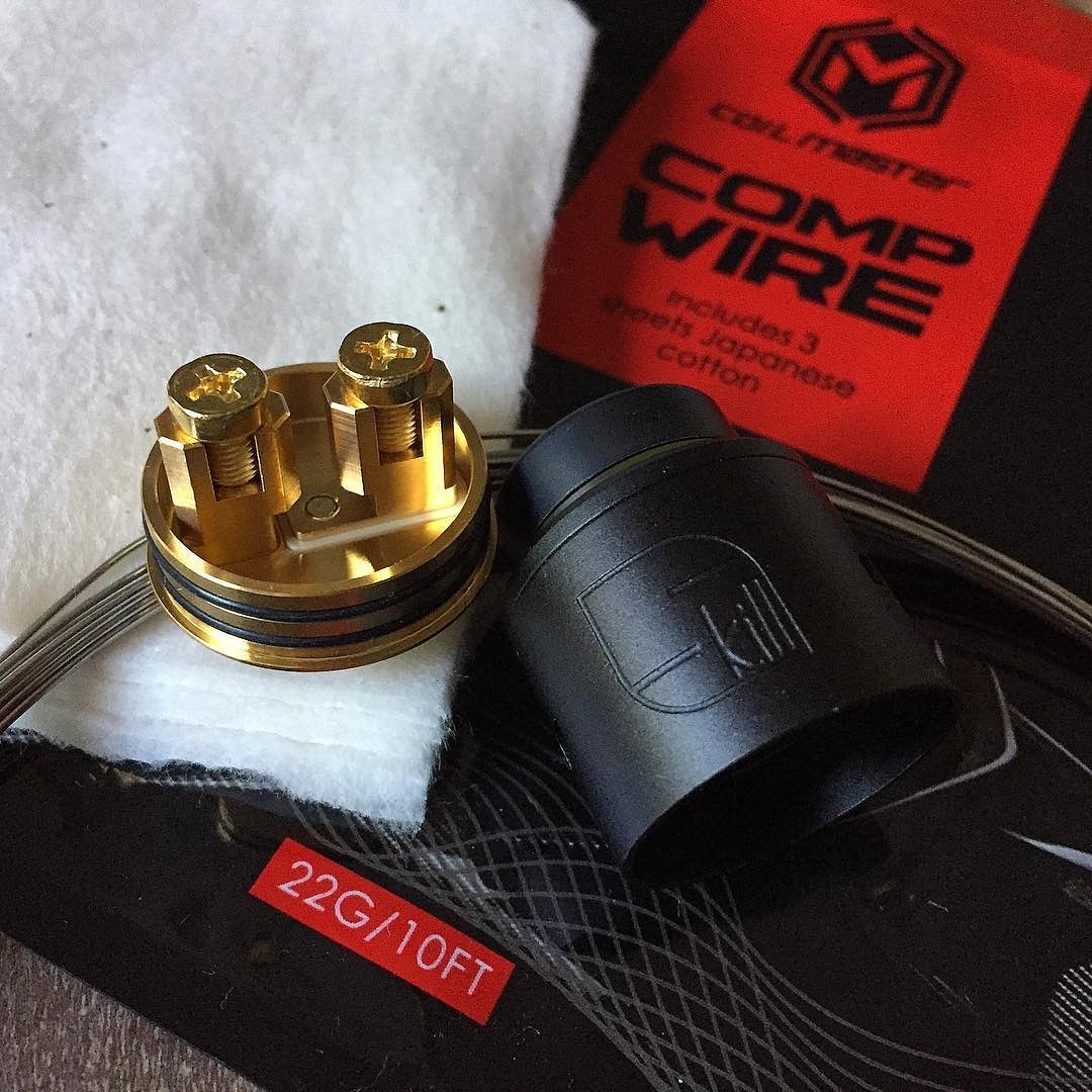coilmasteruk's tweet photo. Thinking I may got for a build with some 22g Comp Wire from Coilmasternet 🤓🤔
PC: vaportrailchannel 
#vape #coilbuilds #compwire #coilmaster https://t.co/cNin3nPrDw