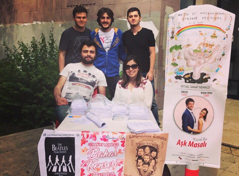 UGT standı kütüphanede açıldı! Ücretli etkinliklerin biletlerini ve şenlik programını buradan temin edebilirsiniz! <a href="/Ugt_Odtu/">UGT ODTÜ</a>