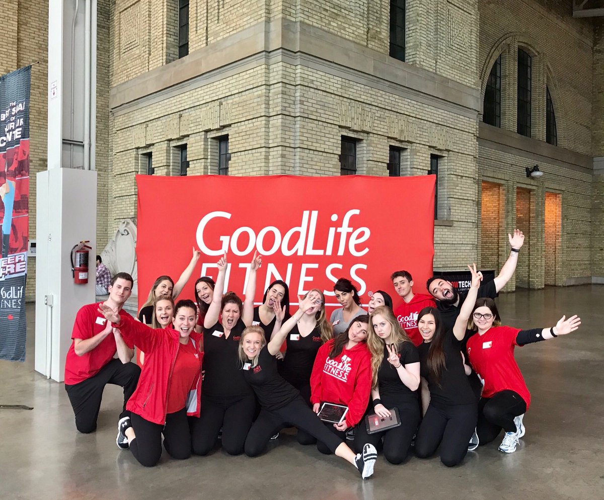 dwyaa's tweet photo. Thanks for the great time in Toronto @GoodLifeFitness can't wait for the summer! 👭👊#GLTM2017 https://t.co/U4RkO6nQUl