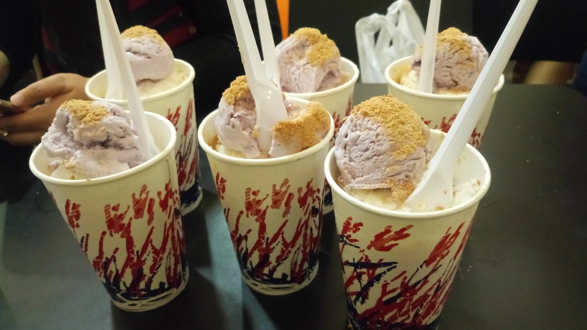 maranna23's tweet photo. HaloHalo @TropangKisserSG Bonding after movie.. 

KISSES JolliChocoMallowPie https://t.co/unedos7gnc