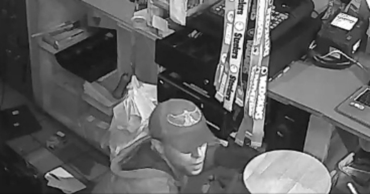 Crook stares right into Chesterfield store security camera via CBS6