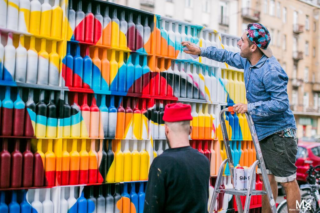 CampoViejoWines's tweet photo. #StreetsOfColour is on its way to Warsaw for the 13th &amp; 14th of May - let the vibrancy begin! #CampoViejo https://t.co/3NuOhYR1RL
