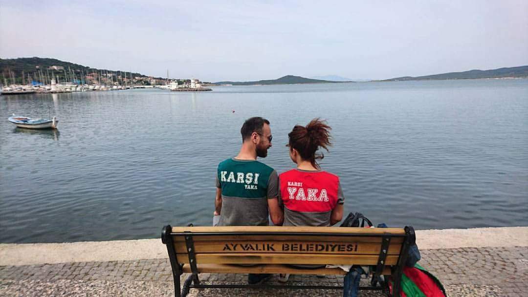 Lisanslı Ürünler Ayvalık'ta!
Karşıyaka Gri Tshirt Kadın ve Erkek Seçenekleri ile KSKStore'larda! 
Online Alışveriş: ksk-store.com