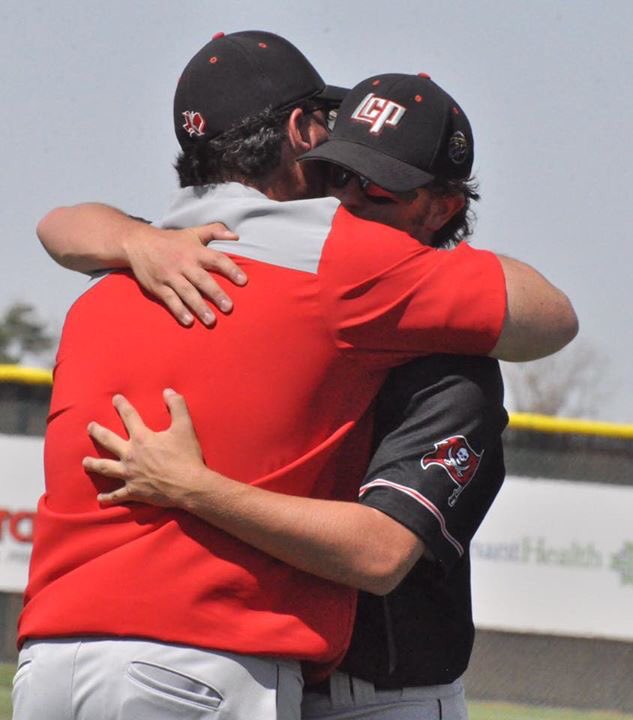 RyanBrewer32's tweet photo. Great run @tbax67! Big things ahead. TB produced dudes out at the small school in the middle of the cotton field. #LCPirates https://t.co/ARrlCzf7fC